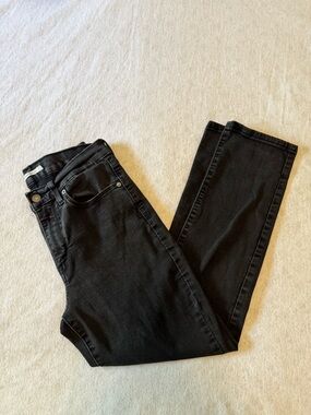 Levi’s Classic Straight Leg Jeans Black Size 8 High Rise Denim
